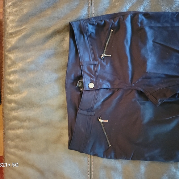 NWOT Lane Bryant Signature Fit Jet Black Sateen Skinny Jeans - 16W - Picture 4 of 10